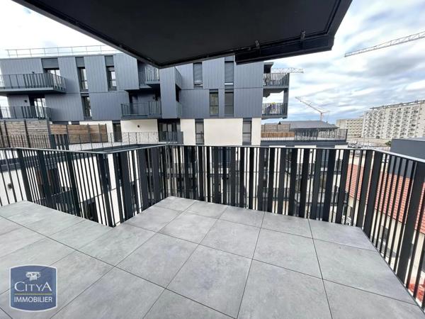 Appartement à louer 2 pièces 45.42m² Tours (37000)