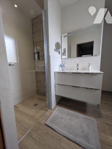 LES HERBIERS - Parfaitement situé à proximité des écoles, commerces et services, découvrez ce s...