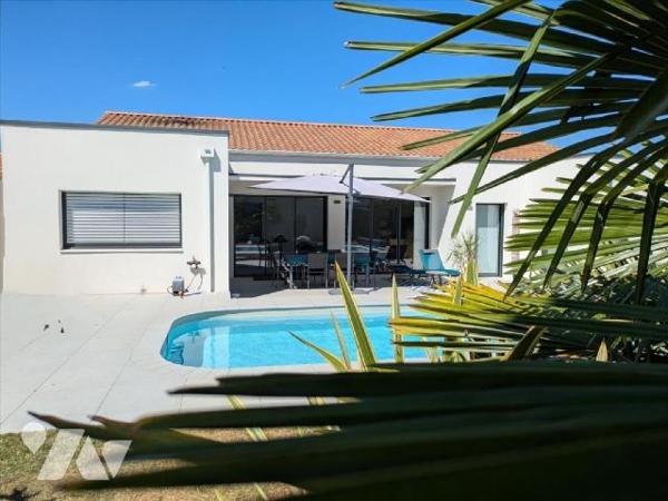 LES HERBIERS - Parfaitement situé à proximité des écoles, commerces et services, découvrez ce s...