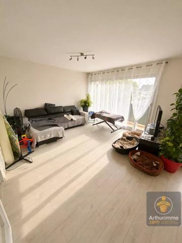 Vente                                                      Maison
                        
                     5 pièces                      90 m2                     à Chelles