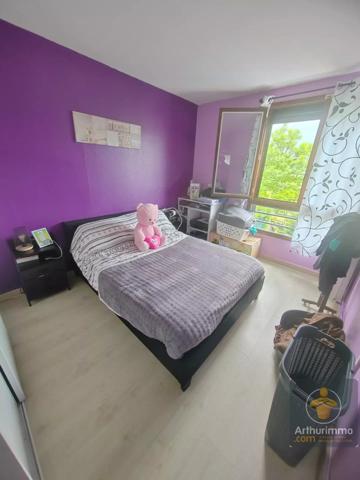 Vente                                                      Maison
                        
                     5 pièces                      90 m2                     à Chelles