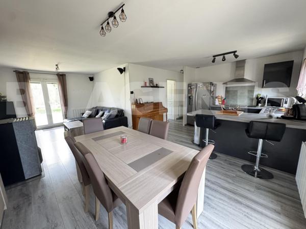 Pavillon plain-pied indépendant sur 1290m2 de terrain 