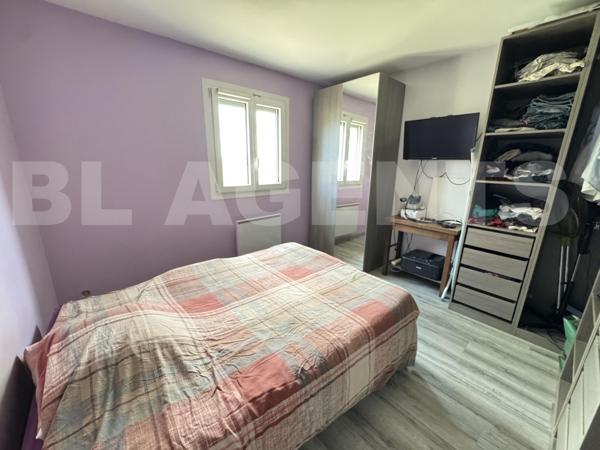 Pavillon plain-pied indépendant sur 1290m2 de terrain 