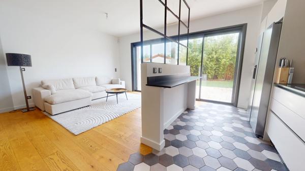 Villa architecte de 100 m2 avec jardin