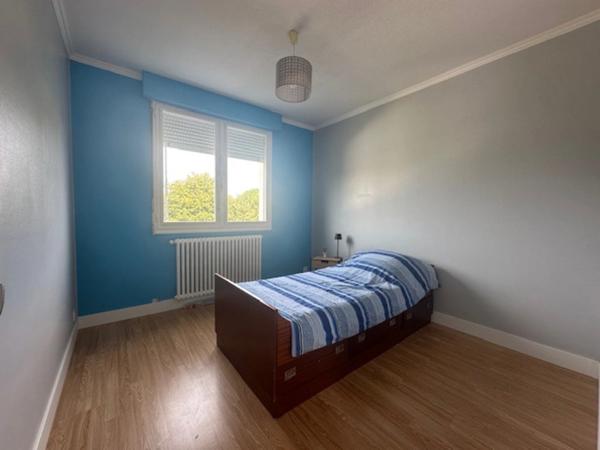 AUBIGNY-LES CLOUZEAUX Maison 3 chambres, grand sous-sol, terrain clos 1095 m²