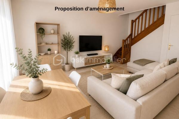 En exclusivité en plein centre ville, venez découvrir ce duplex très lumineux proche de toutes commodités à pied.
Au calme avec une entrée indépendante des autres appartements et sans personnes en dessous ni au dessus du bien.
Il se compose au rez-de-chaussée d'une entrée, un wc, un séjour ouvert sur une cuisine aménagée, un grand placard.
A l'étage, un palier desservant de belles chambres avec placards, une salle de bain avec wc.
Le bien dispose de 2 places de parkings en sous-sol.
Les ++++ : lumineux, plein centre, proximité immédiate des commerces et écoles, bus, chaleureux, propre, 2 parkings, Excellent DPE C.
A seulement 12 minutes à pied du RER A Noisy Mont d'Est.
Résidence de standing de 2012
N'attentez plus pour une visite !!!