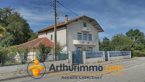 Vente Maison 11 pièces 240 m2 à Villeneuve-d'Olmes