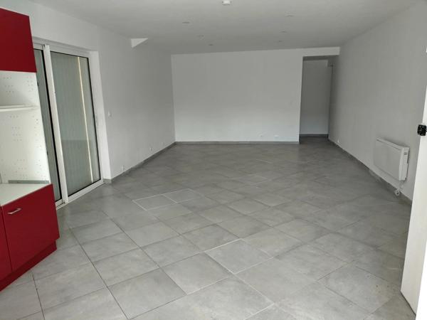 Vente Maison 11 pièces 240 m2 à Villeneuve-d'Olmes