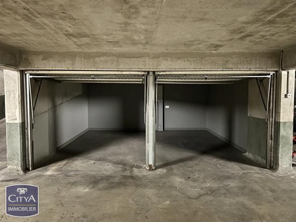 Parking à vendre 25m²