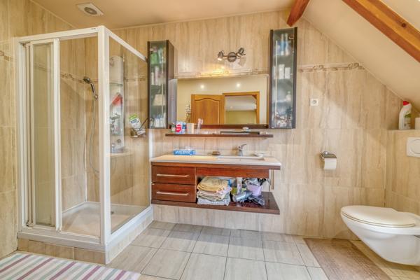 Maison
         6 pièces
        - 120 m² 699 000 € *