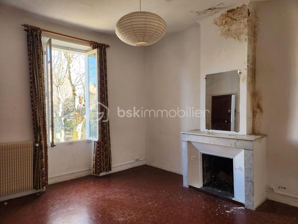 Maison en pierre de 193,93 m²