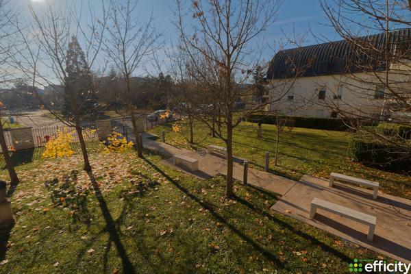 Appartement 3 pièces - 63 m² Exclusivité efficity