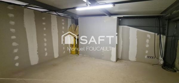 QUETIGNY - Local professionnel 6 pièces de 320 m2 - place de stationnement - proximité des axes autoroutiers