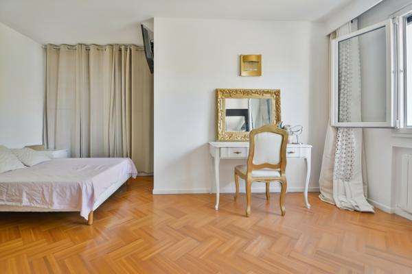Maison Villeurbanne 6 pièce(s) 185 m2
