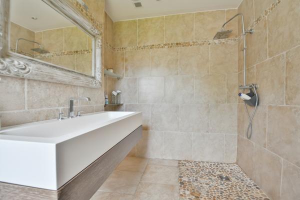Maison Villeurbanne 6 pièce(s) 185 m2