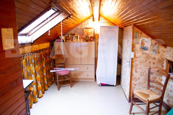 CHARMANTE PETITE MAISON A LA FAISANDERIE A VILLENEUVE LE ROI 