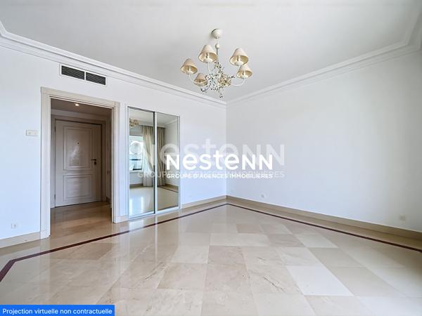 STUDIO - 26m2 - VUE MER - TERRASSE - BOX FERME - PISCINE - GARDIEN