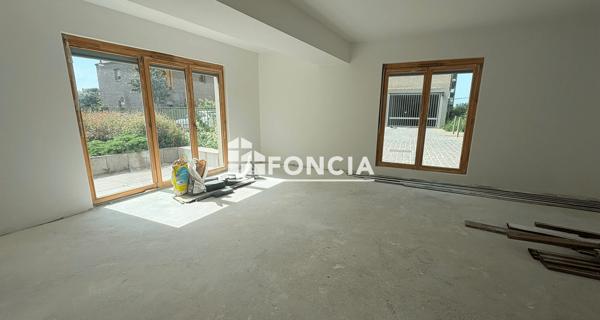 À vendre Local commercial 53.25 m² - Rungis 94150