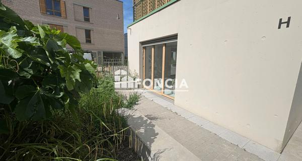 À vendre Local commercial 53.25 m² - Rungis 94150