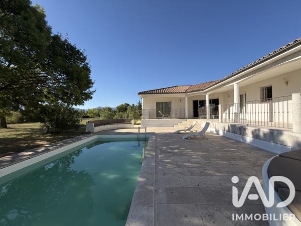Maison à vendre 6 pièces 169 m² Le Luc