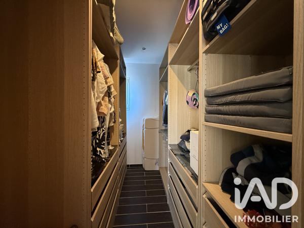 Maison à vendre 6 pièces 169 m² Le Luc