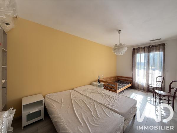 Maison à vendre 6 pièces 169 m² Le Luc