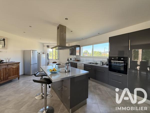 Maison à vendre 6 pièces 169 m² Le Luc