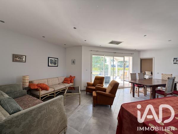 Maison à vendre 6 pièces 169 m² Le Luc