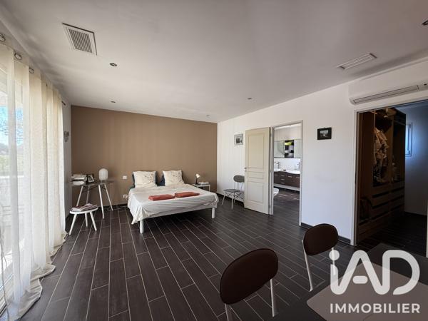 Maison à vendre 6 pièces 169 m² Le Luc