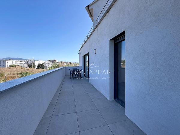 Appartement 3 pièce(s) 2 chambre(s) 64 m²