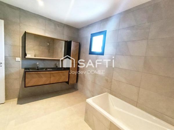 Opportunité rare : maison contemporaine avec piscine – Aniane