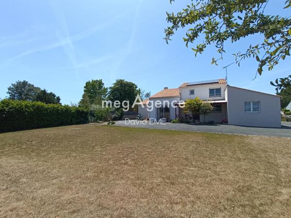 Maison à Aizenay, 85190 - 7 pièces 141m²