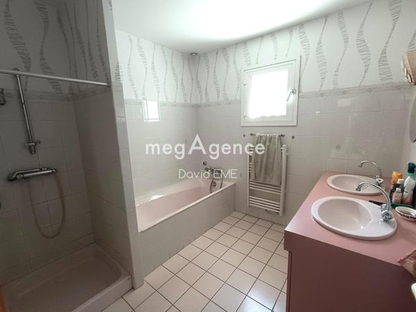 Maison à Aizenay, 85190 - 7 pièces 141m²
