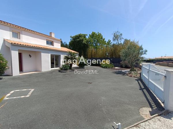 Maison à Aizenay, 85190 - 7 pièces 141m²
