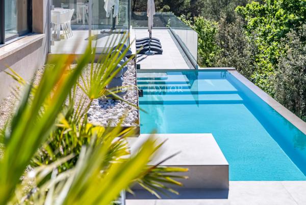 A vendre - Propriété de prestige au cœur de la nature près de Malemort-du-Comtat en Provence