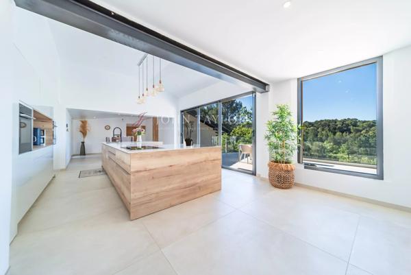 A vendre - Propriété de prestige au cœur de la nature près de Malemort-du-Comtat en Provence