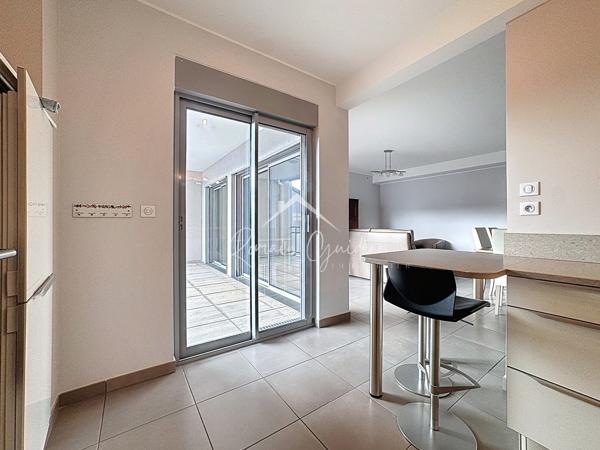 Millau (12100) APPARTEMENT F3 82 M2 AVEC TERRASSE GARAGE PRIVÉ ET ASCENSEUR