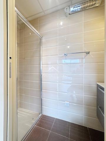 Millau (12100) APPARTEMENT F3 82 M2 AVEC TERRASSE GARAGE PRIVÉ ET ASCENSEUR