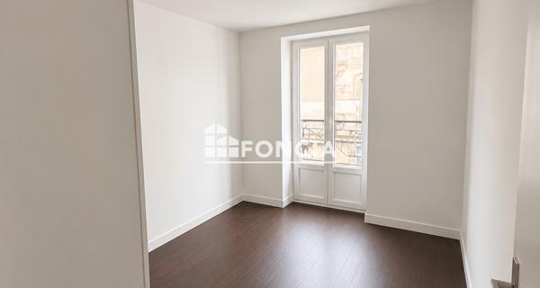 Location Appartement 2 pièces 51.9 m² - Paris 75017