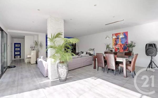 Maison à vendre  5 pièces - 147,45 m2 LA VARENNE ST HILAIRE - 94