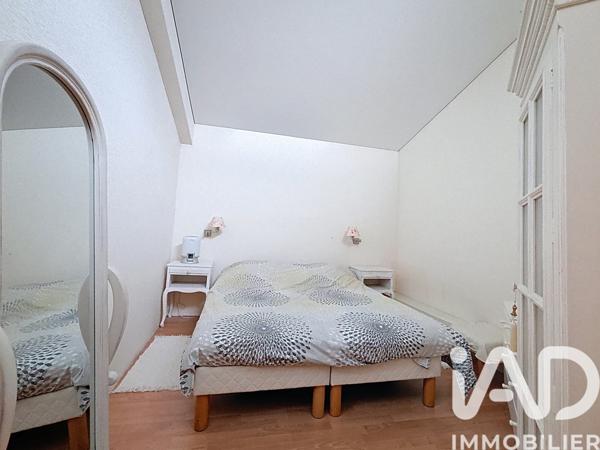 Maison à vendre 9 pièces 446 m² Besançon