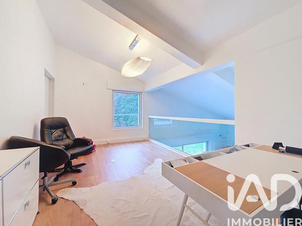 Maison à vendre 9 pièces 446 m² Besançon
