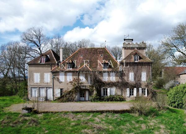 MANOIR DES XVI et XVIIIe siècles AVEC VUE SUR LES COLLINES DE L’AUTUNOIS