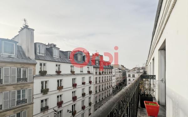 Appartement à vendre    4 pièces • 75,20 m2 Paris 10