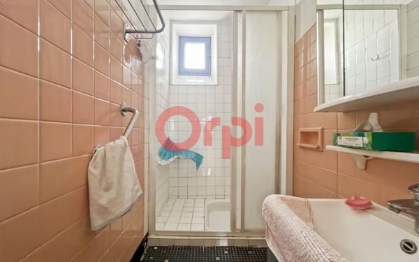 Appartement à vendre    4 pièces • 75,20 m2 Paris 10