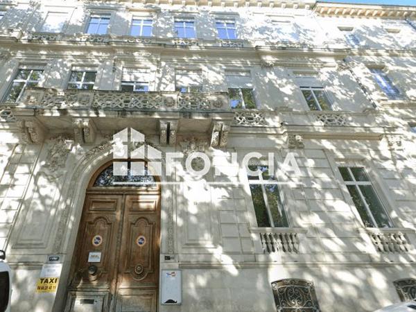 Location Local commercial 8 pièces 673.01 m² - 19 AVENUE FEUCHERES Nimes 30000