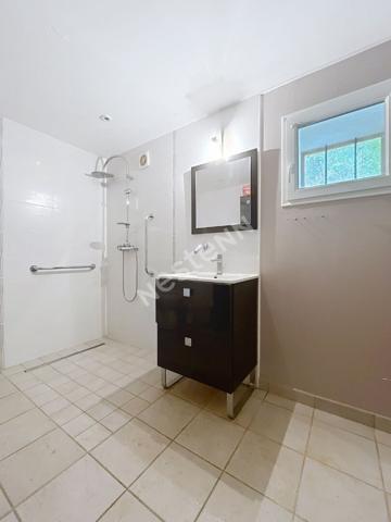 Ancien corps de ferme à Loriol Sur Drome 6 pièce(s)