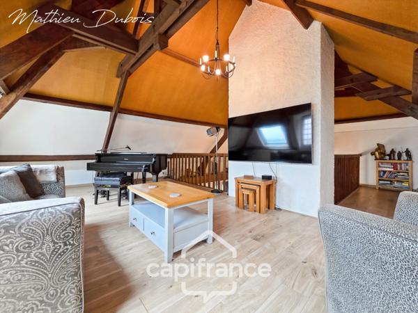 Maison de caractère 225 m² au sol avec piscine et vue campagne - À 5 minutes de Périgueux, Dordogne
