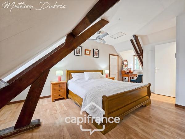 Maison de caractère 225 m² au sol avec piscine et vue campagne - À 5 minutes de Périgueux, Dordogne