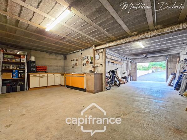 Maison de caractère 225 m² au sol avec piscine et vue campagne - À 5 minutes de Périgueux, Dordogne